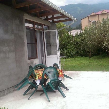 גגרה Tikhaya Gavan Guest House מראה חיצוני תמונה