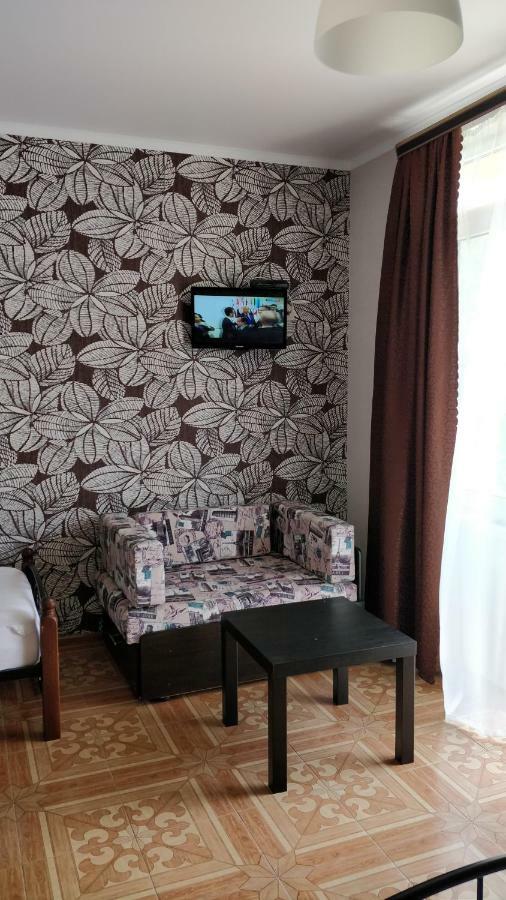 גגרה Tikhaya Gavan Guest House מראה חיצוני תמונה