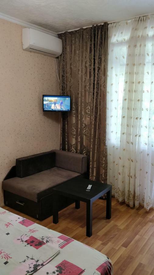 גגרה Tikhaya Gavan Guest House מראה חיצוני תמונה