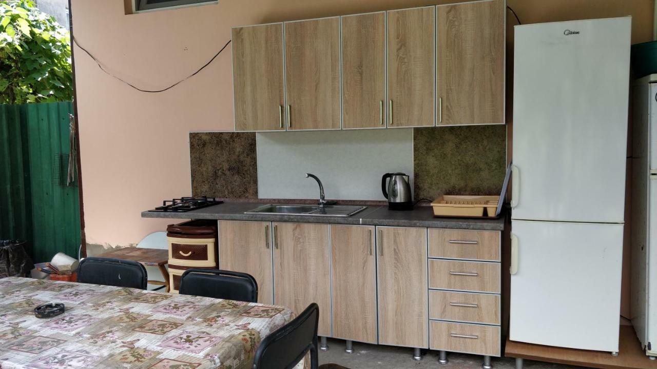 גגרה Tikhaya Gavan Guest House מראה חיצוני תמונה