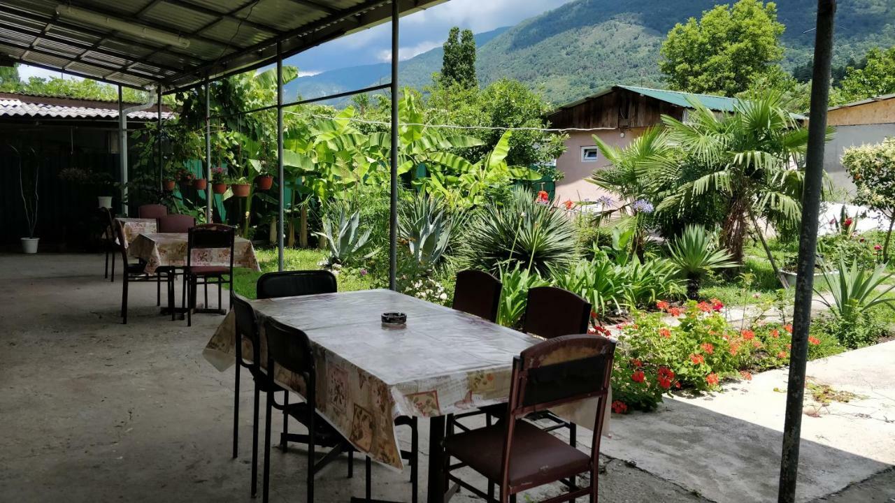 גגרה Tikhaya Gavan Guest House מראה חיצוני תמונה